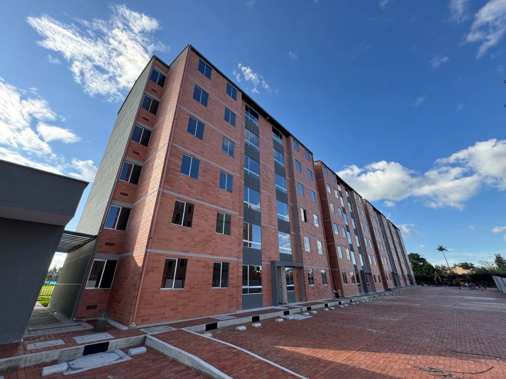 Instalaciones de Los Pinos 1